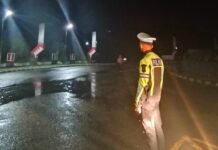 Personil Satlantas Polres Pasangkayu Tetap Semangat Gelar Patroli Blue Light
