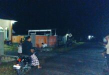 Amankan Sholat Tarawih Bhabinkamtibmas Ingatkan Warga Akan Bahaya Pencurian