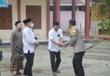 Polres Pasangkayu Berbagi Takjil Ke Pondok Pesantren Arrahman Hidayatullah