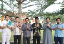 Kapolres Pasangkayu Shalat Idul Fitri Bersama Ribuan Masyarakat di Lapangan Merdeka Pasangkayu