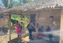 Dalam Rangka Peringatan Hari Kartini Polwan Polres Pasangkayu Gelar Bakti Sosial