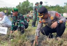 Kapolres Pasangkayu Hadiri Penanaman Mangrove Dalam Program “Vovasanggayu Wanuakku”,