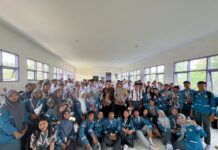 Bhabinkamtibmas Polsek Baras Ingatkan Siswa Baru SMAN 1 Bulutaba Bahaya Narkoba: Jangan Coba-Coba!