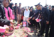 Kepergian Sang Abdi Negara : Kapolres Pasangkayu Pimpin Upacara Pemakaman.