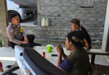 Ciptakan Situasi Kondusif, Bhabinkamtibmas Sambangi Warga Desa Letawa