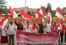 Kabag Ops Polres Pasangkayu Hadiri Pencanangan Gerakan Pembagian 10 Juta Bendera Merah Putih