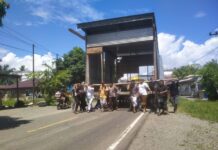 Giat Gotong Royong Bersama Warga Di Dusun Ranopinga, Desa Tirtabuana