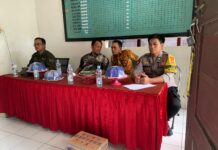 Bhabinkamtibmas Polsek Bambalamotu Hadiri Musyawarah Pemantapan Uji Publik Perdes Wisata Desa