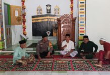 Sambang Dan Pelaksanaan Sholat Jumat Bhabinkamtibmas Polsek Bambalamotu
