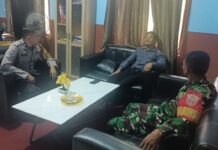 Sambang dan Pemantauan, Polsek Bambalamotu Pastikan Situasi Aman di Sekolah