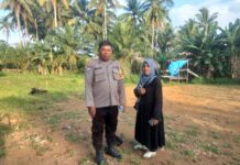 Program Ketahanan Pangan: Kapolsek Sarudu Dan Ppl Desa Sarudu Lakukan Pengambilan Titik Koordinat Kebun Calon Lahan Jagung