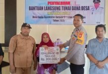 Bhabinkamtibmas Pantau Penyaluran Blt-dd Di Desa Sarjo