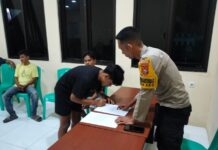 Bhabinkamtibmas Polsek Pasangkayu Mediasi Kasus Pengeroyokan Akibat Pengaruh Miras, Selesai Secara Kekeluargaan