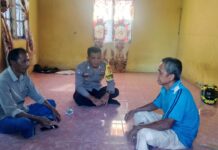 Bhabinkamtibmas Polsek Sarudu Sambangi Warga, Ajak Bersinergi Cegah Gangguan Kamtibmas di Desa Buluparigi