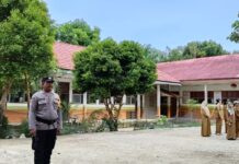 Polsek Baras Gelar Program Sambang “polisi Ke Sekolah” Di Sdi 008 Lilimori