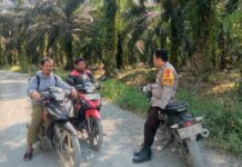 Bhabinkamtibmas Sarudu Ajak Warga Sipakainga Bersinergi Jaga Kamtibmas Lewat Patroli Dialogis