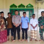 Bhabinkamtibmas Polsek Pasangkayu Amankan Pelaksanaan Shalat Jumat di Masjid Muhajirin Makmur Jaya