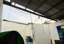 Polsek Pasangkayu Gerak Cepat Tinjau Rumah Warga Rusak Diterjang Angin Kencang di Dusun Tura