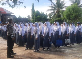 Police To School: Sat Lantas Polres Pasangkayu Ajak Pelajar Smk 2 Jadi Pelopor Keselamatan Berlalu Lintas