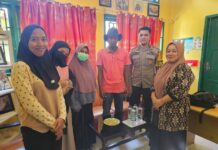 Bhabinkamtibmas Polsek Bambalamotu Berhasil Mediasi Sengketa Layanan Persalinan di Puskesmas Bambalamotu