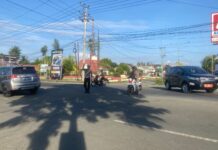 Pagi yang Penuh Kepedulian: Sat Lantas Polres Pasangkayu Hadir Mengatur Jalan, Menjaga Setiap Langkah Masyarakat”