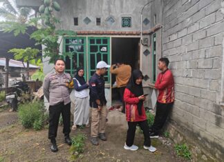 Bhabinkamtibmas Bambalamotu Amankan Pemeriksaan Setempat Pengadilan Agama, Sengketa Harta Bersama Berakhir Damai