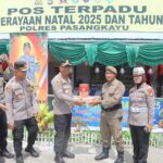 Kapolres Pasangkayu Cek Pos Pam dan Pos Terpadu Ops Lilin Marano 2025 dan Brikan Bingkisan