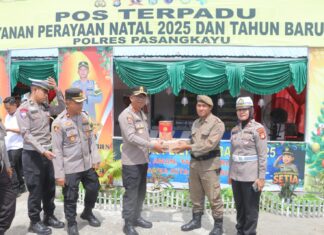 Kapolres Pasangkayu Cek Pos Pam dan Pos Terpadu Ops Lilin Marano 2025 dan Brikan Bingkisan