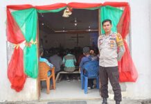 Bhabinkamtibmas Bambalamotu Amankan Ibadah Kesucian di Gereja Bala Keselamatan, Situasi Berlangsung Aman dan Kondusif