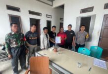 Polsek Baras Fasilitasi Audiensi Aliansi Masyarakat Bambakoro dengan PT Abadi Dua Putri