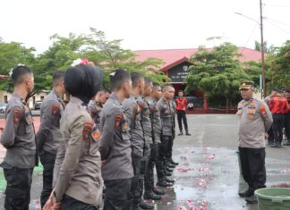 Tradisi Penuh Makna, Bintara Remaja Polri Angkatan 52 Disambut Long March Menuju Mako Polres Pasangkayu