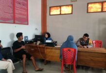 Bhabinkamtibmas Bambalamotu Tangani Aduan Masyarakat Terkait Dugaan Pencemaran Nama Baik di Desa Randomayang