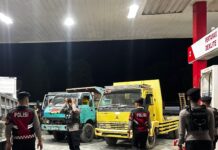 Patroli Malam Sat Samapta Polres Pasangkayu, Wujudkan Rasa Aman di Tengah Masyarakat