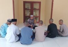 Sentuh Hati Remaja, Bhabinkamtibmas Bambalamotu Berikan Pembinaan Rohani dan Mental Pasca Kasus Pengeroyokan