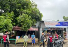 Sat Samapta Polres Pasangkayu Intensifkan Patroli Dialogis Jalan Kaki, Ciptakan Rasa Aman di Tengah Masyarakat