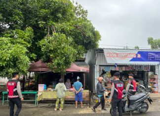 Sat Samapta Polres Pasangkayu Intensifkan Patroli Dialogis Jalan Kaki, Ciptakan Rasa Aman di Tengah Masyarakat