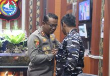 Perkuat Sinergitas TNI–Polri, Kapolres Pasangkayu Terima Kunjungan Silaturahmi Danlanal Mamuju
