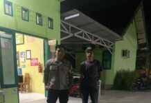Hadir di Tengah Masyarakat, Polsek Bambalamotu Gelar Patroli Dialogis Malam Hari
