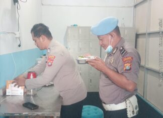 Pastikan Makanan Aman dan Bergizi, Si Dokkes Polres Pasangkayu Laksanakan Food Safety Program MBG