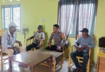 Bhabinkamtibmas Polsek Pasangkayu Perkuat Koordinasi Kamtibmas di Pasar Randomayang, Parkir dan Pedagang Jadi Perhatian