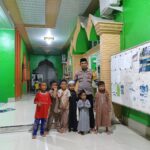 Bhabinkamtibmas Polsek Pasangkayu Amankan Shalat Tarawih dan Witir di Desa Tikke, Jamaah Ibadah Khusyuk dan Aman