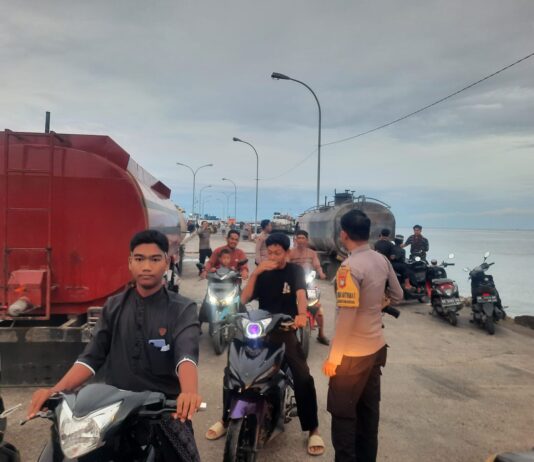 Respon Cepat Laporan Warga, Polsek Bambalamotu Dan Polsek Pasangkayu Patroli Bersama Antisipasi Aksi Balap Liar.