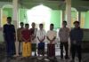 Khidmat dan Aman, Bhabinkamtibmas Polsek Pasangkayu Amankan Shalat Tarawih di Masjid Nurur Rahman