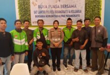 Hangatnya Kebersamaan, Sat Lantas Polres Pasangkayu Berbuka Puasa Bersama Komunitas Kurir Pasangkayu