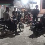 Respons Cepat Aduan Warga, Bhabinkamtibmas Pasangkayu Bubarkan Balapan Lari Remaja Tengah Malam