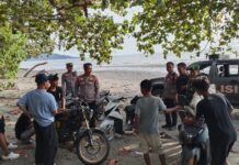 Patroli Humanis Operasi Ketupat Marano 2026, Personel Pos Pam Baras Beri Edukasi di Pantai Salukaili
