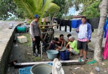Polisi Sambangi Warga Pesisir, Sat Polairud Pasangkayu Perkuat Keamanan dan Edukasi di Tanjung Babia