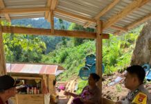 Jaga Desa Tetap Aman, Bhabinkamtibmas Kalukunangka Intensifkan Sambang dan Koordinasi