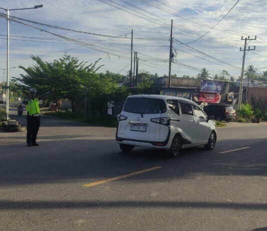 Commander Wish Sat Lantas Polres Pasangkayu, Hadir Beri Pelayanan Prima di Titik Rawan Lalu Lintas