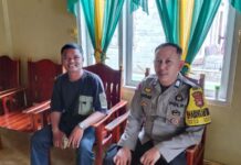 Bhabinkamtibmas Polsek Bambalamotu Aktif Sambang Warga, Sampaikan Imbauan Kamtibmas di Desa Sarude